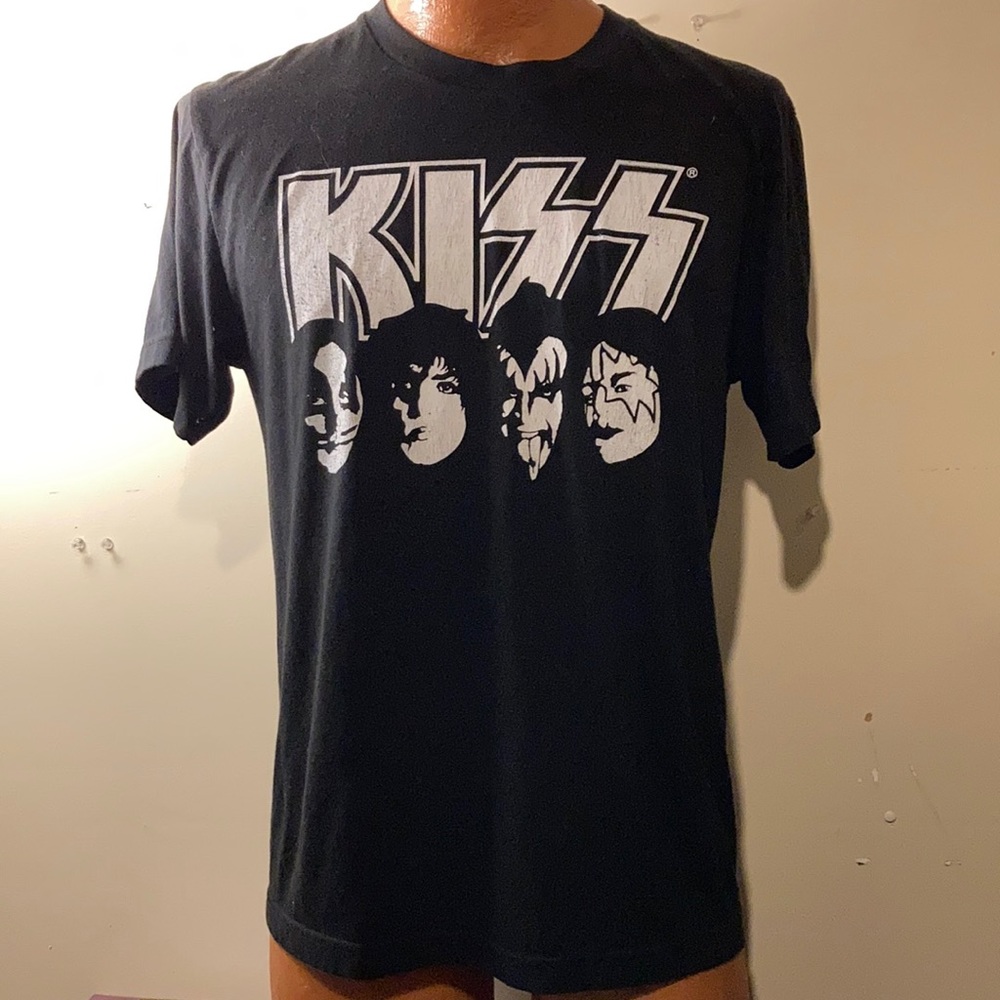Kiss